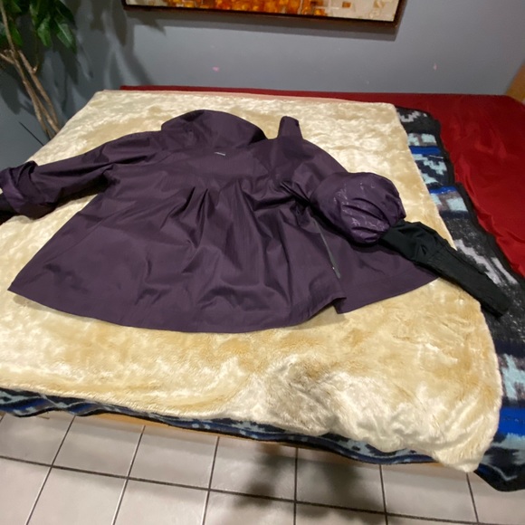 Woman’s Columbia jacket titanium - Picture 14 of 16